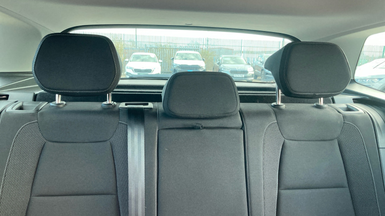 Skoda Karoq 1.5 TSI SE Drive 5dr Petrol Estate